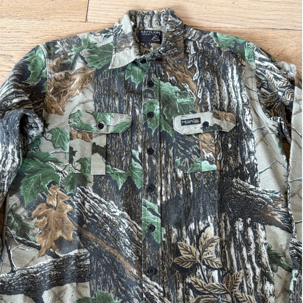 Vintage‎ Rattlers Brand Large Realtree Camo Button Up Shirt Made in USA (1397)